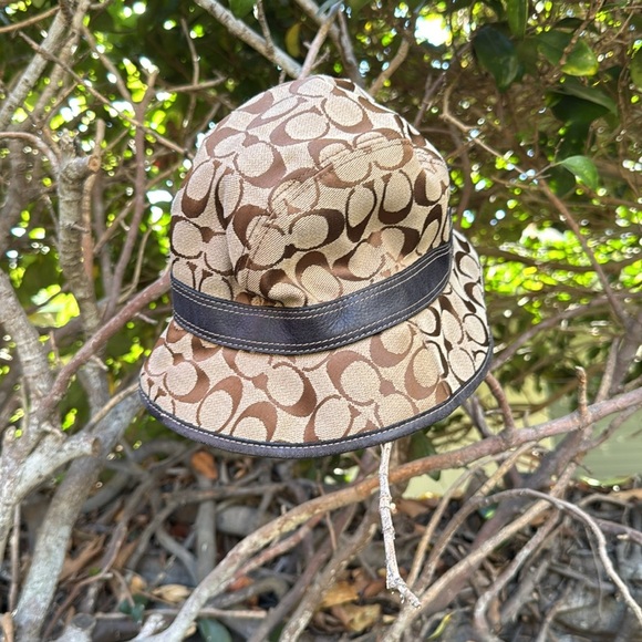 Coach Signature Tan Brown Canvas Bucket Hat with Dark Brown Trim main image 4